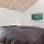 4 Bedroom Beautiful In 度假居 Melby