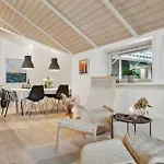 4 Bedroom Beautiful In 度假居 *