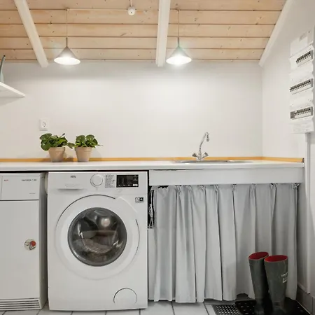 4 Bedroom Beautiful In Nyaraló *