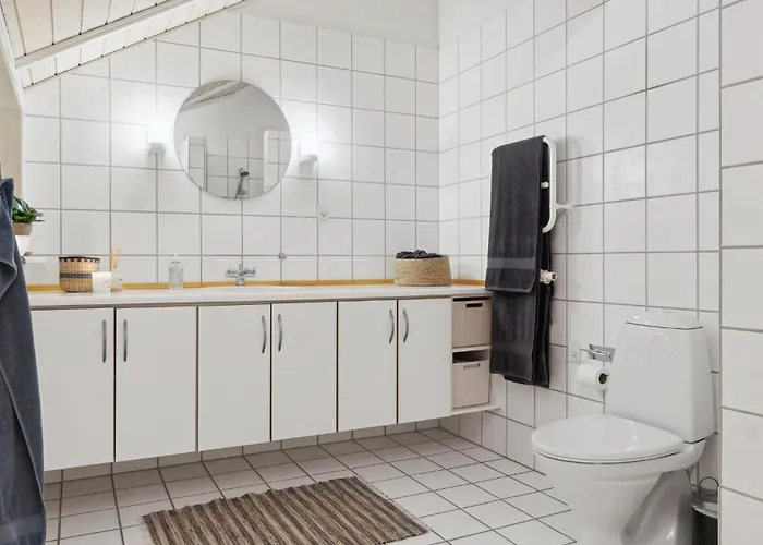 4 Bedroom Beautiful In * Melby